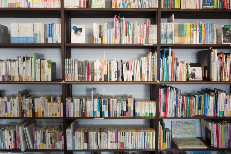 O que você precisa ler para se tornar um nerd? - 10 séries que todo nerd deve ler
