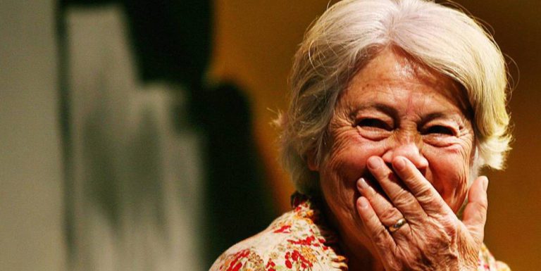 Adélia Prado: Repensando o ser-mulher