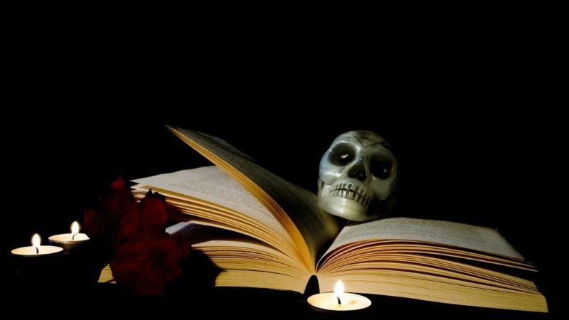 [Halloween] 10 livros para quem ama terror