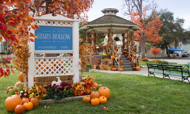 Gilmore Girls: A Relação dos Personagens com a Cidade de Stars Hollow