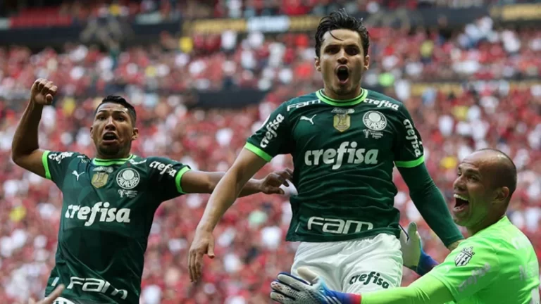Palmeiras e Flamengo mostram que futebol é arte