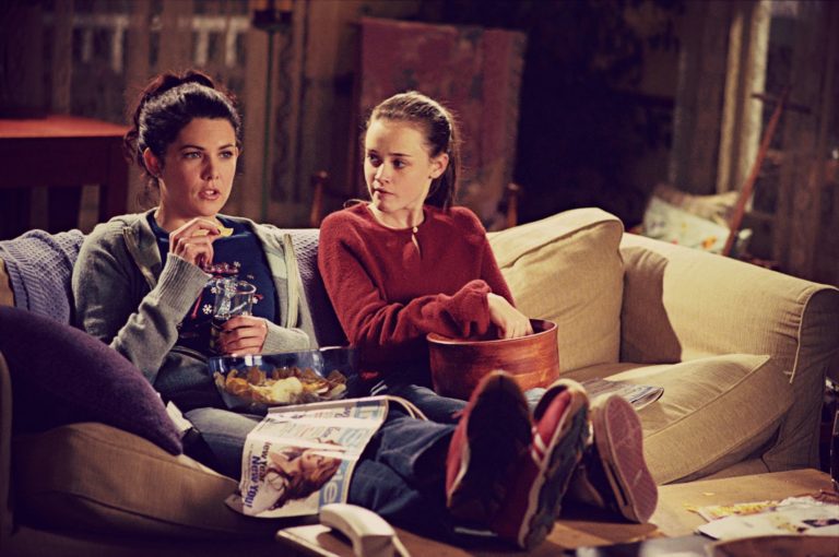 Crescimento e Mudança nos Personagens de Gilmore Girls: Uma Análise Literária