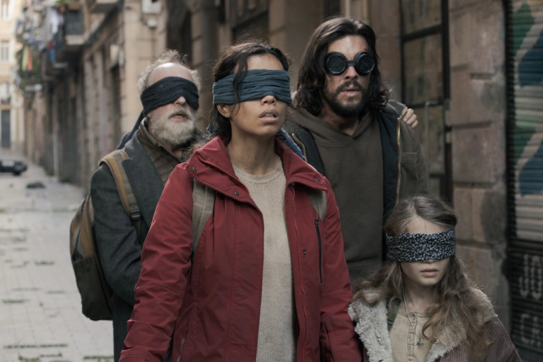 Bird Box Barcelona: O sangue de Claire tem a cura?