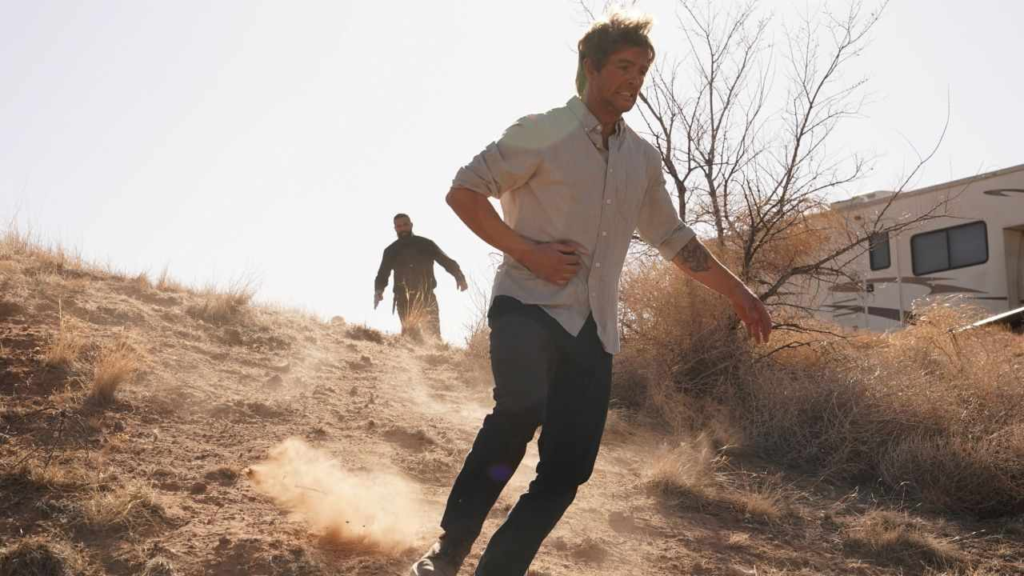 Correr Atirando: Final Explicado | O Que Está nas Fitas? 7