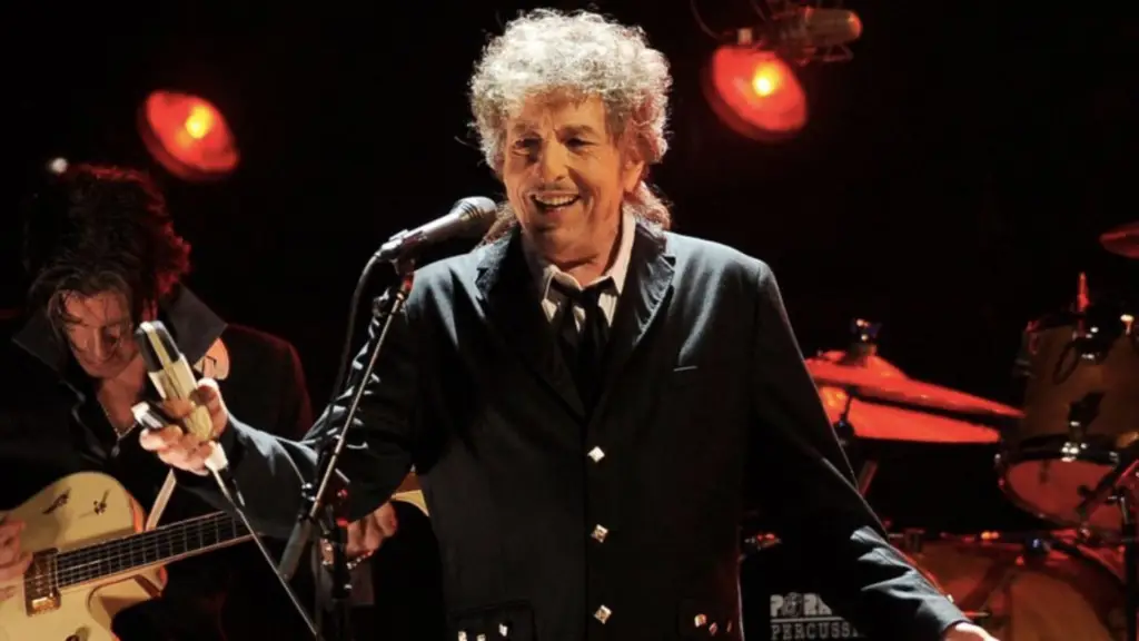 A Filosofia da Canção Moderna, de Bob Dylan: Novo Livro Do Vencedor do Nobel de Literatura chega ao Brasil