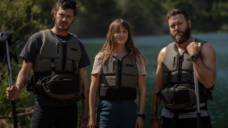 River Wild: Adam Brody em Remake estrelado por Meryl Streep [Crítica]