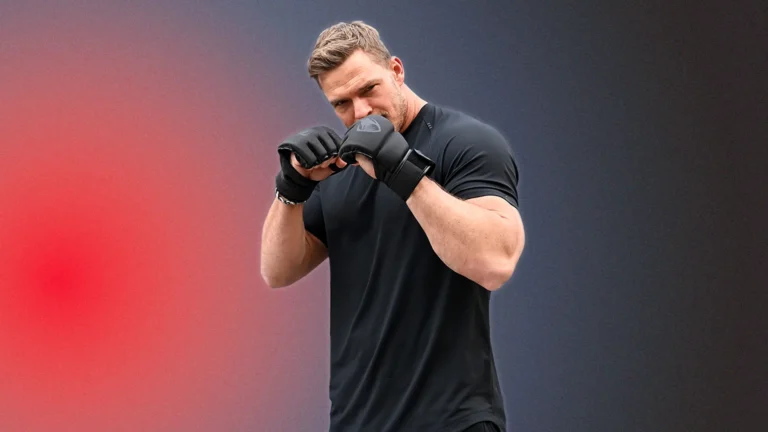 Alan Ritchson em Jack Reacher