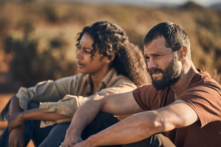 O Turista: O que Acontece com Elliot e Chambers?