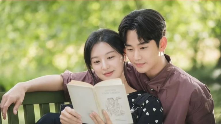 Rainha das Lágrimas: 1º Episódio | Como Hyun Woo e Hae-In se Conheceram?
